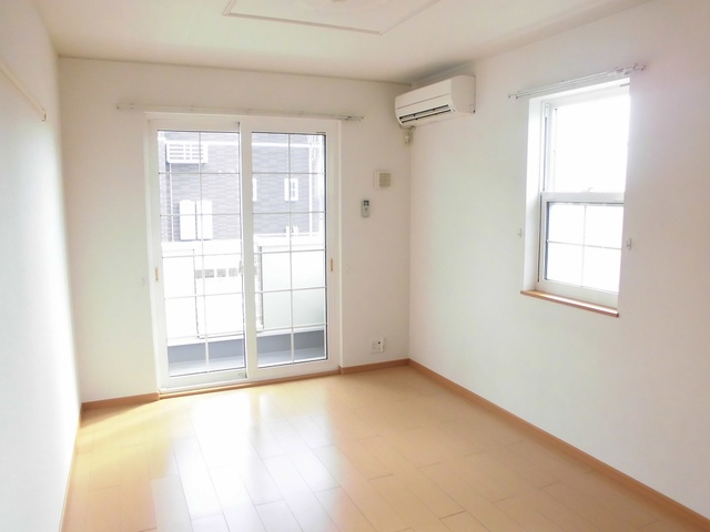 プリムローズ　Ａ リビング