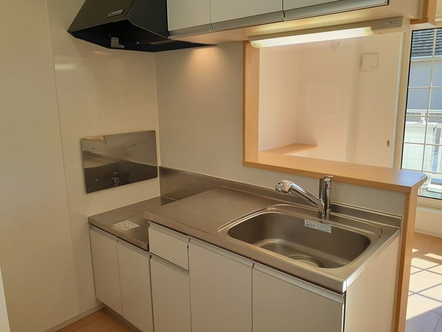 ヴィヴィッド・アヴェニ－ルⅡ キッチン