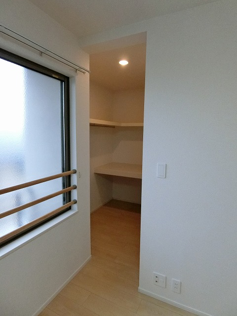 カーサ　ヴィアンコ　ネロ その他3