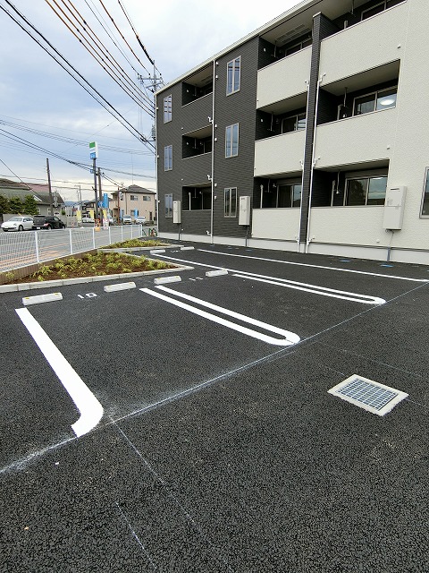 カーサ　ヴィアンコ　ネロ その他5