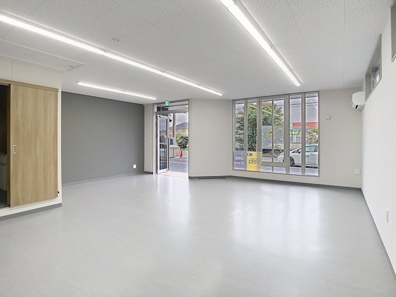 ロイヤル金信Ⅴ リビング