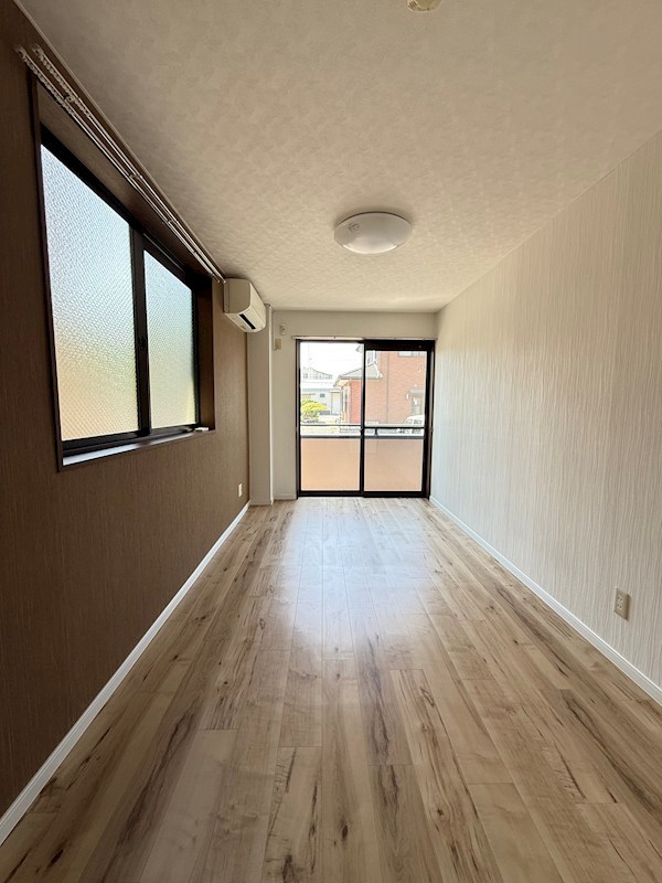 メゾン・ド・ナマイ リビング