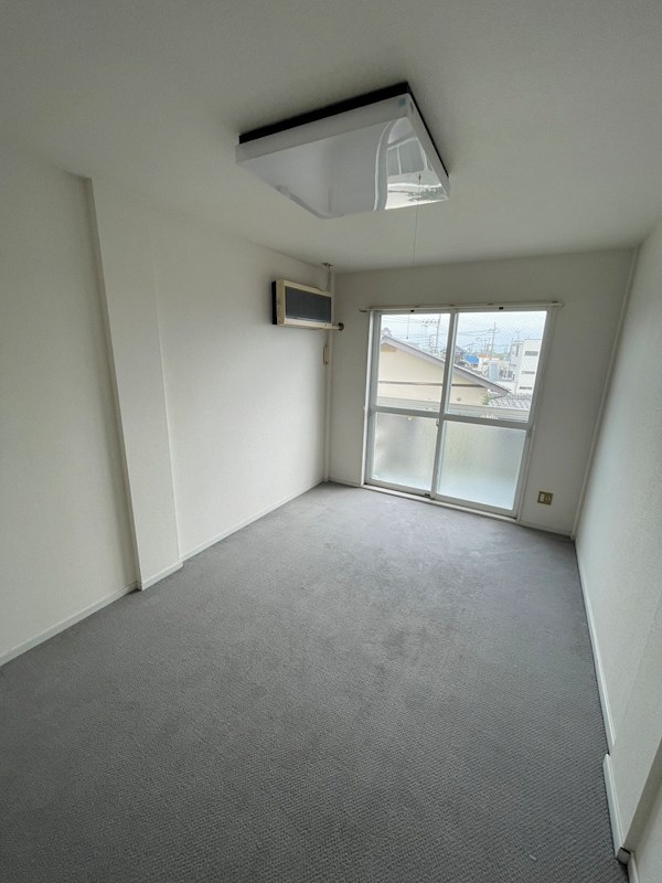 足利第2レジデンス リビング