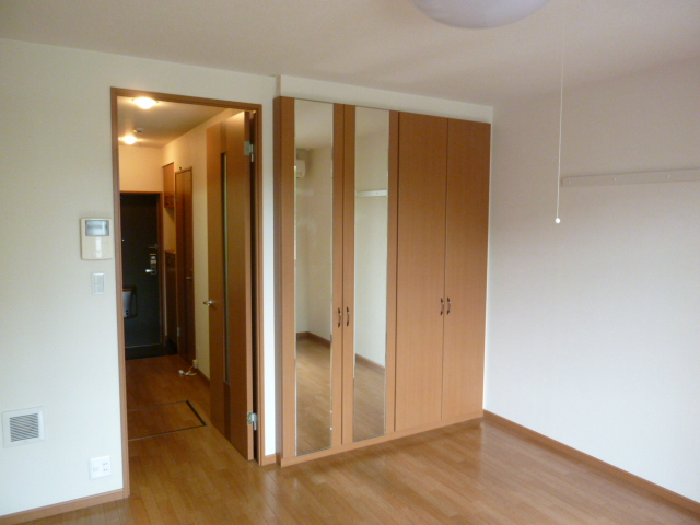 ライラック ベッドルーム