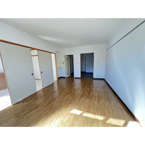 プラーナタウン リビング