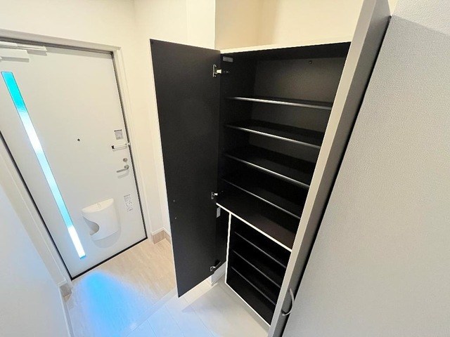 石井町新築アパート 玄関
