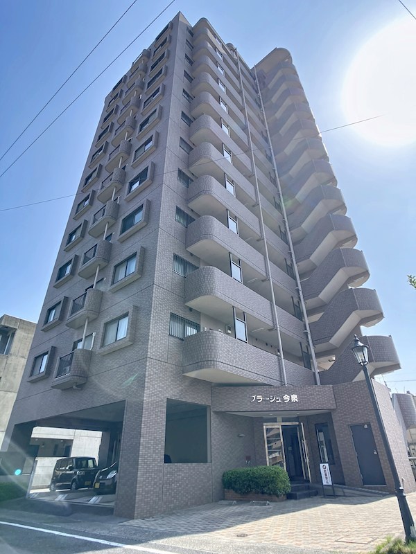 プラージュ今泉 402号室 外観