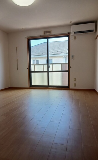 アムール リビング