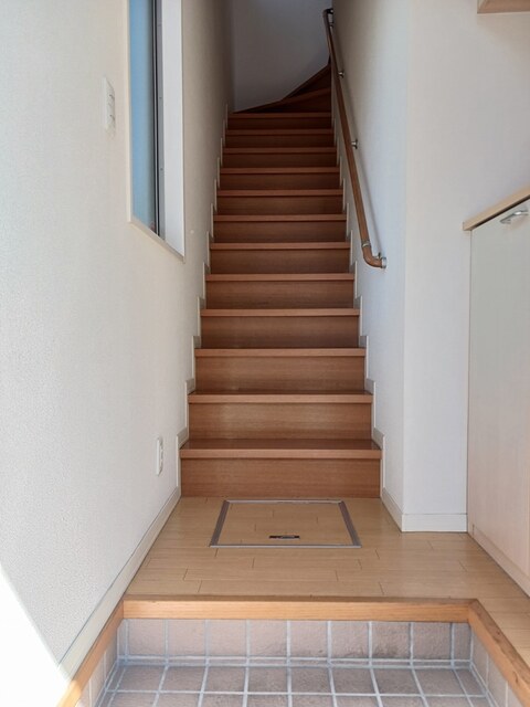 メゾン・リーヴＣ 玄関