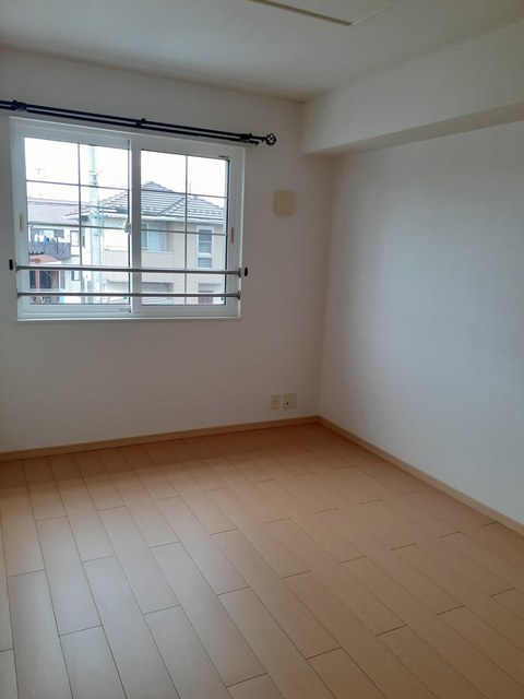 カーポラヴォーロ　Ⅰ ベッドルーム