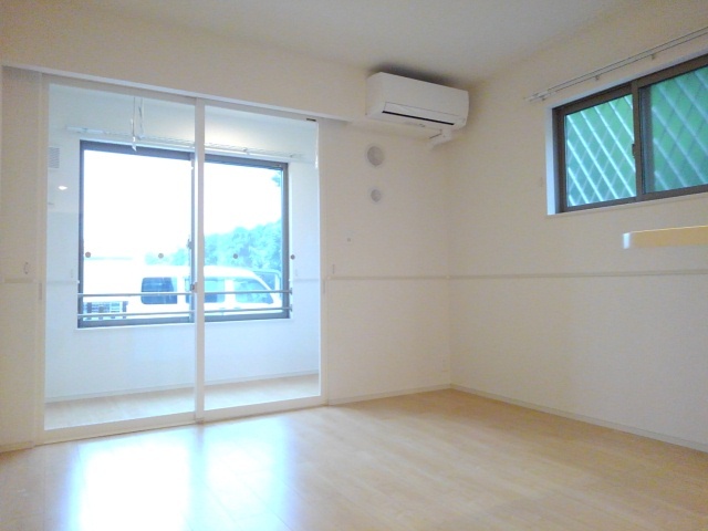 ブリーズ　Ｒ リビング