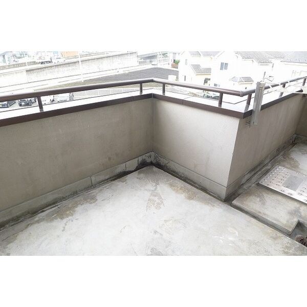 サンポワール宇都宮  ベランダ