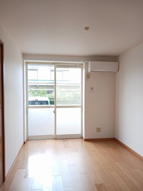 リバーサイドユキ リビング