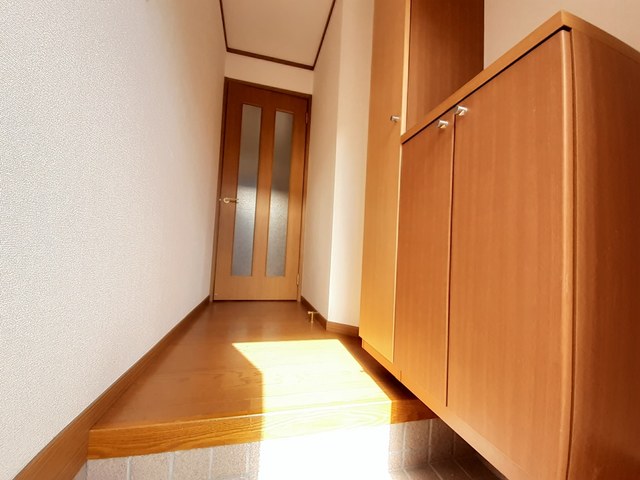 アウローラＢ 玄関