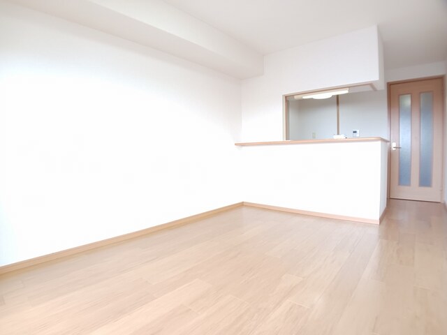 Ｚｅｐｈｙｒ　ゼファー リビング