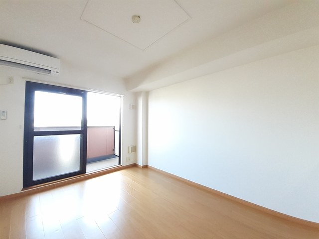 Ｚｅｐｈｙｒ　ゼファー リビング