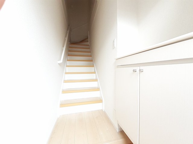 ヴィラ　エスポワールⅡ 玄関