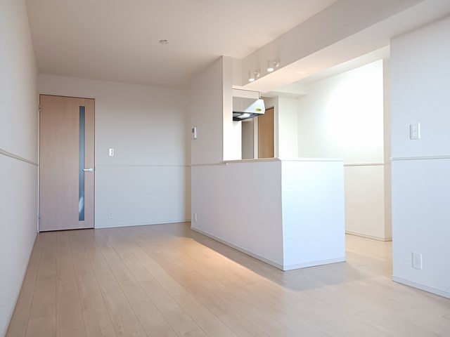 エステラ リビング