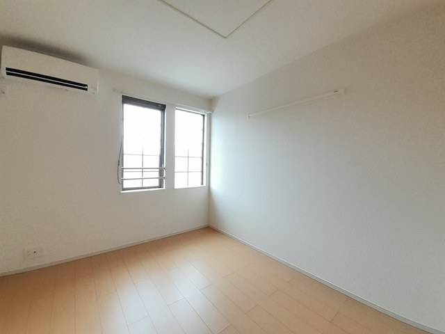 エミネンスＤ ベッドルーム