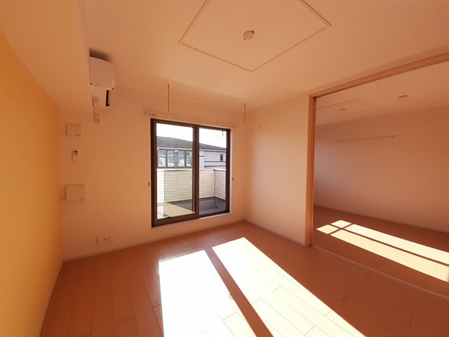 キャナル　ガーデン リビング