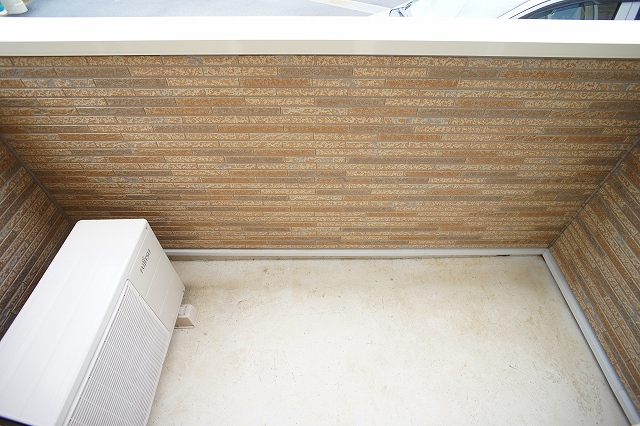 ヒルサイドハウス　ガーデン ベランダ