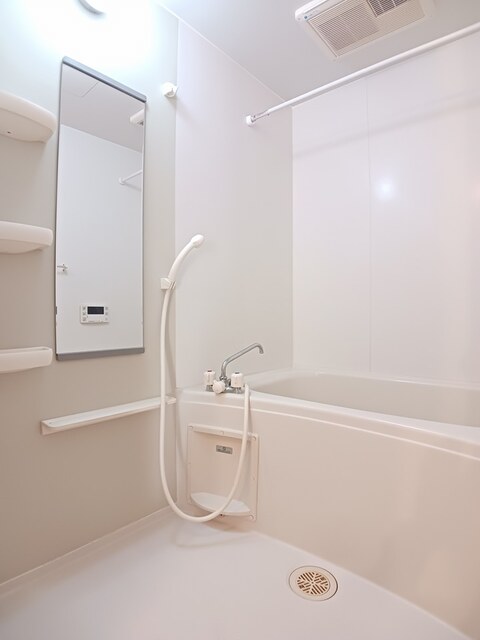 ラフレシールＡ 風呂画像