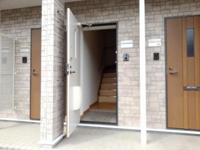 メゾン・ショコラＡ 玄関