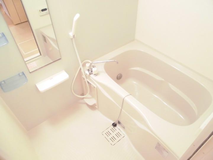 ユニゾンＢ 風呂画像