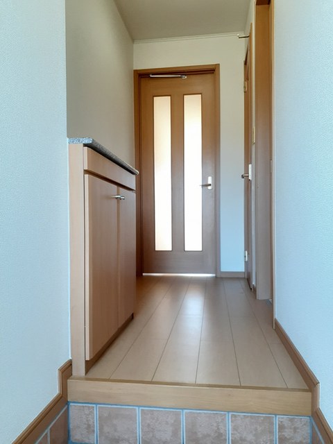 メリーローザ　Ｂ 玄関