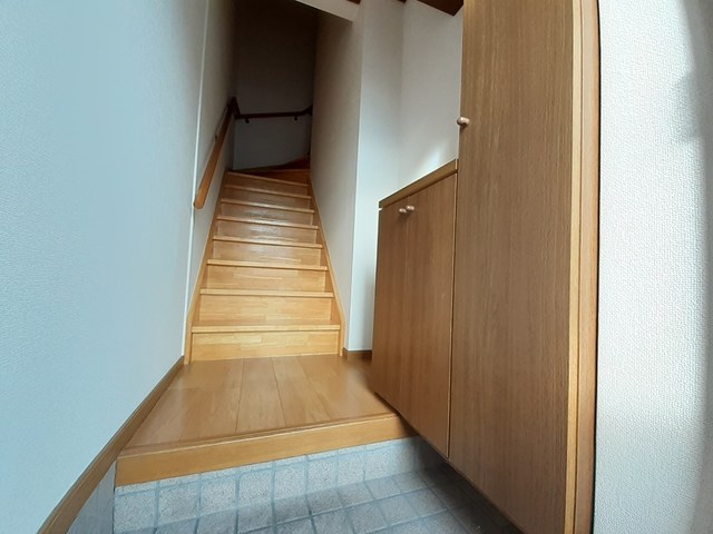 リオ・ビエント 玄関