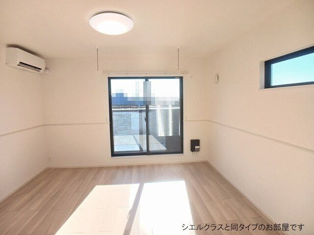 若松原３丁目アパート リビング