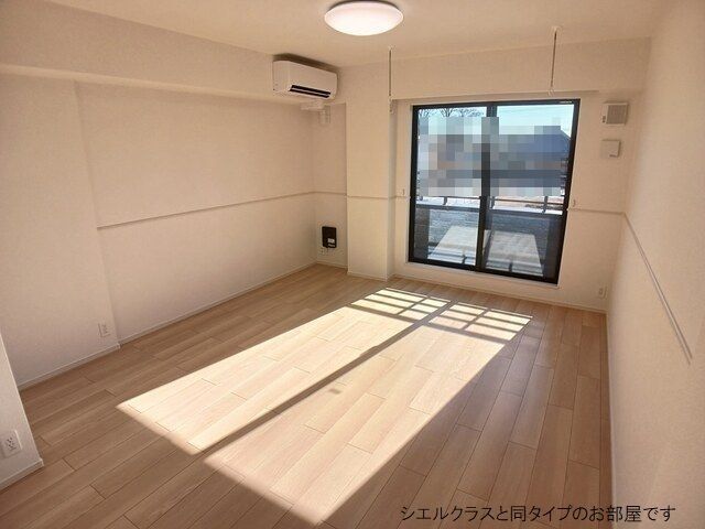 若松原３丁目アパート リビング