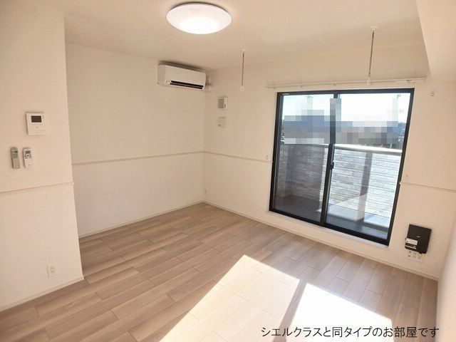 若松原３丁目アパート リビング