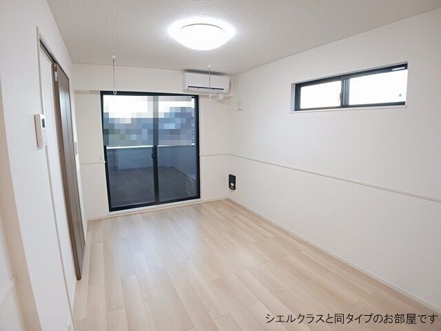 若松原３丁目アパート リビング