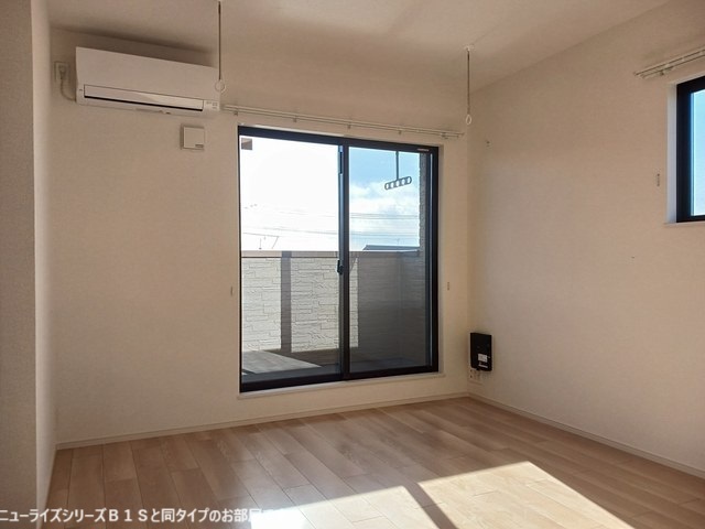 駒生町アパート リビング