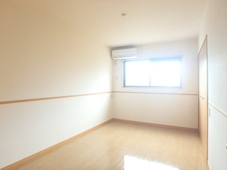 ヴィアステージ清原台A ベッドルーム