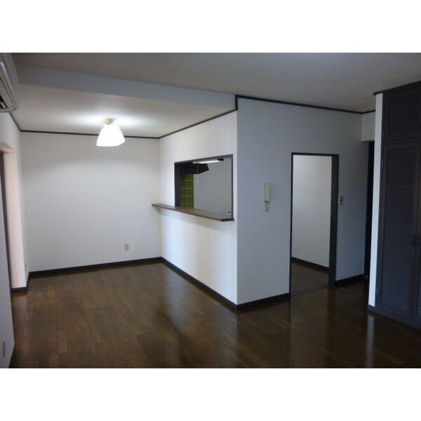 ファーストレジデンス リビング