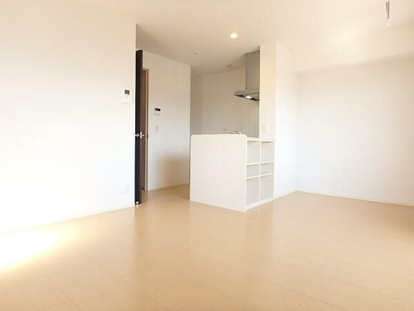 ディアコート陽東 リビング