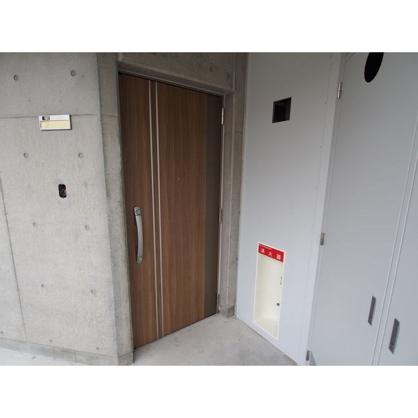 ビオス竹林 玄関