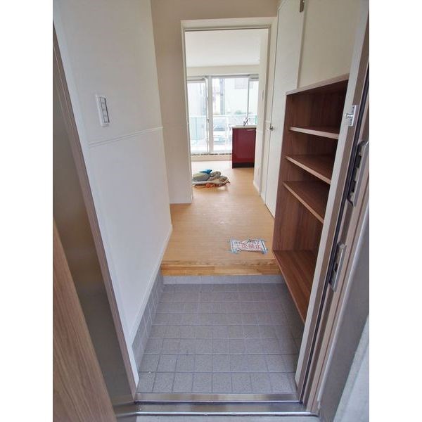 ビオス竹林 玄関