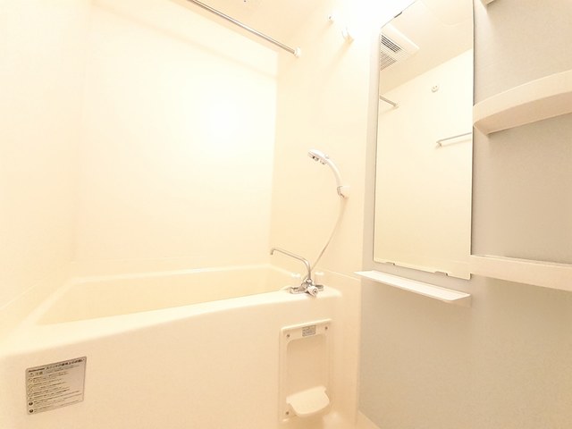 アニュー　アフェニティー 風呂画像