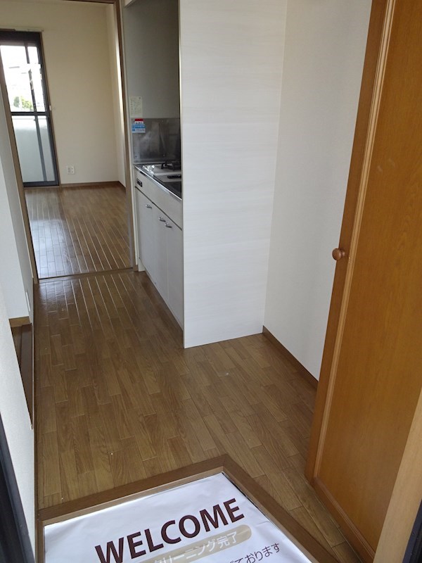 シャトーグランドハイム C 玄関