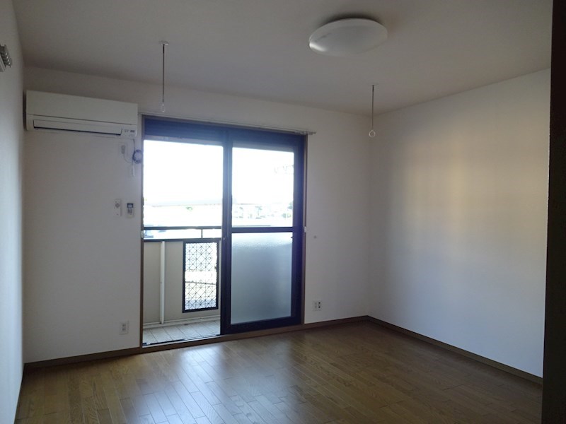 シャトーグランドハイム B リビング