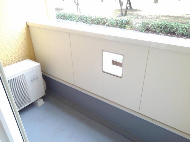 リュクセル弐番館 ベランダ