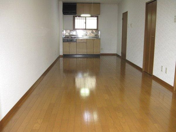 ハイム88E リビング