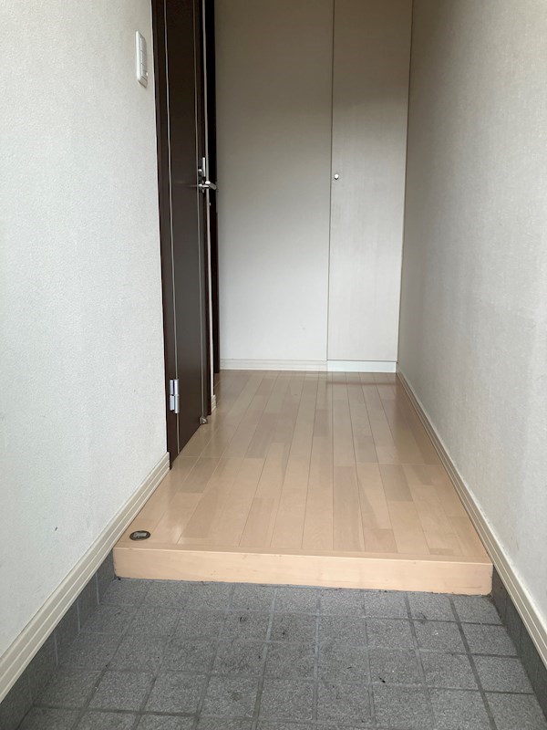 パレス・ド・ルミーネ 玄関