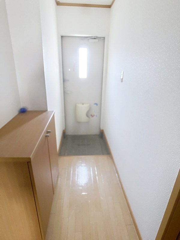 サンライト・ヴィラ C 玄関