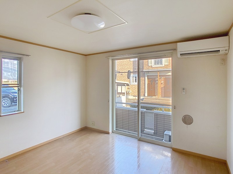 サンライト・ヴィラ C リビング