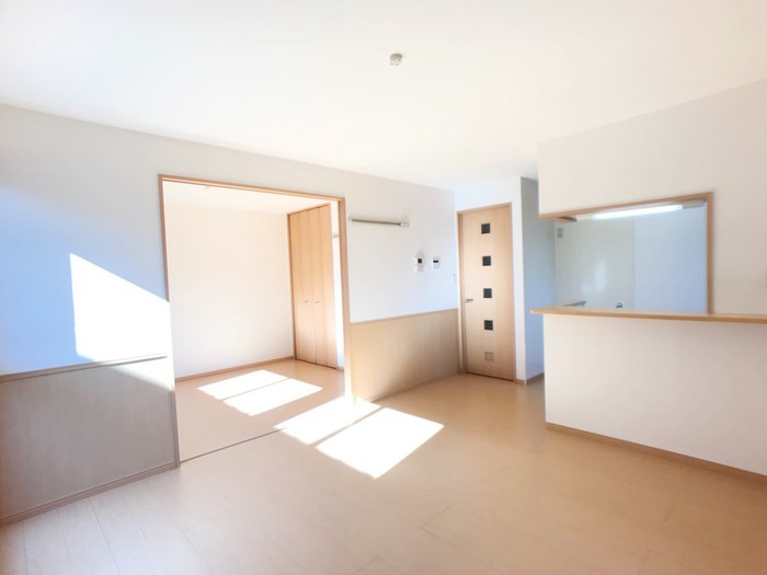 フラワーレジデンスリレントB リビング