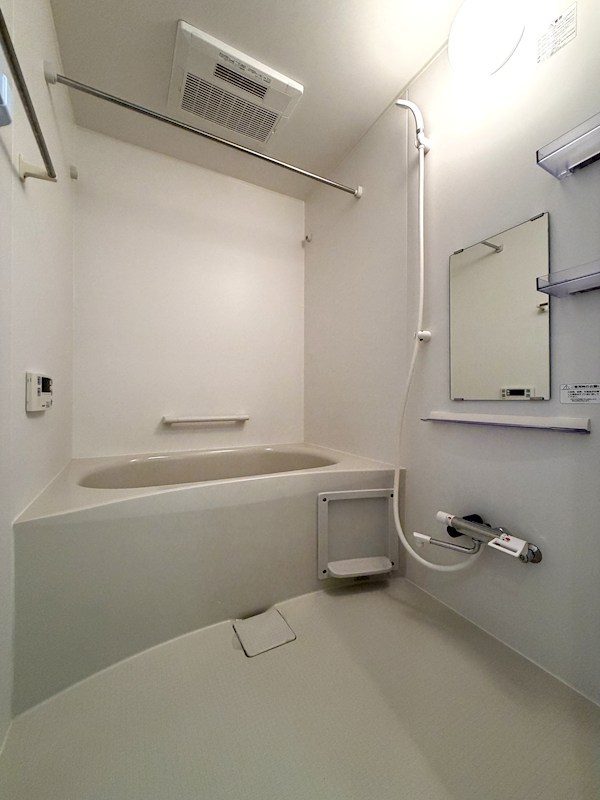 Eminence　Blue（エミネンス　ブルー） 風呂画像